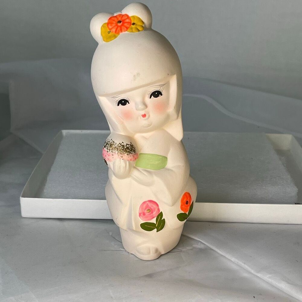 VTG Japanese Hakata Geisha girl figurine terracotta hand painted